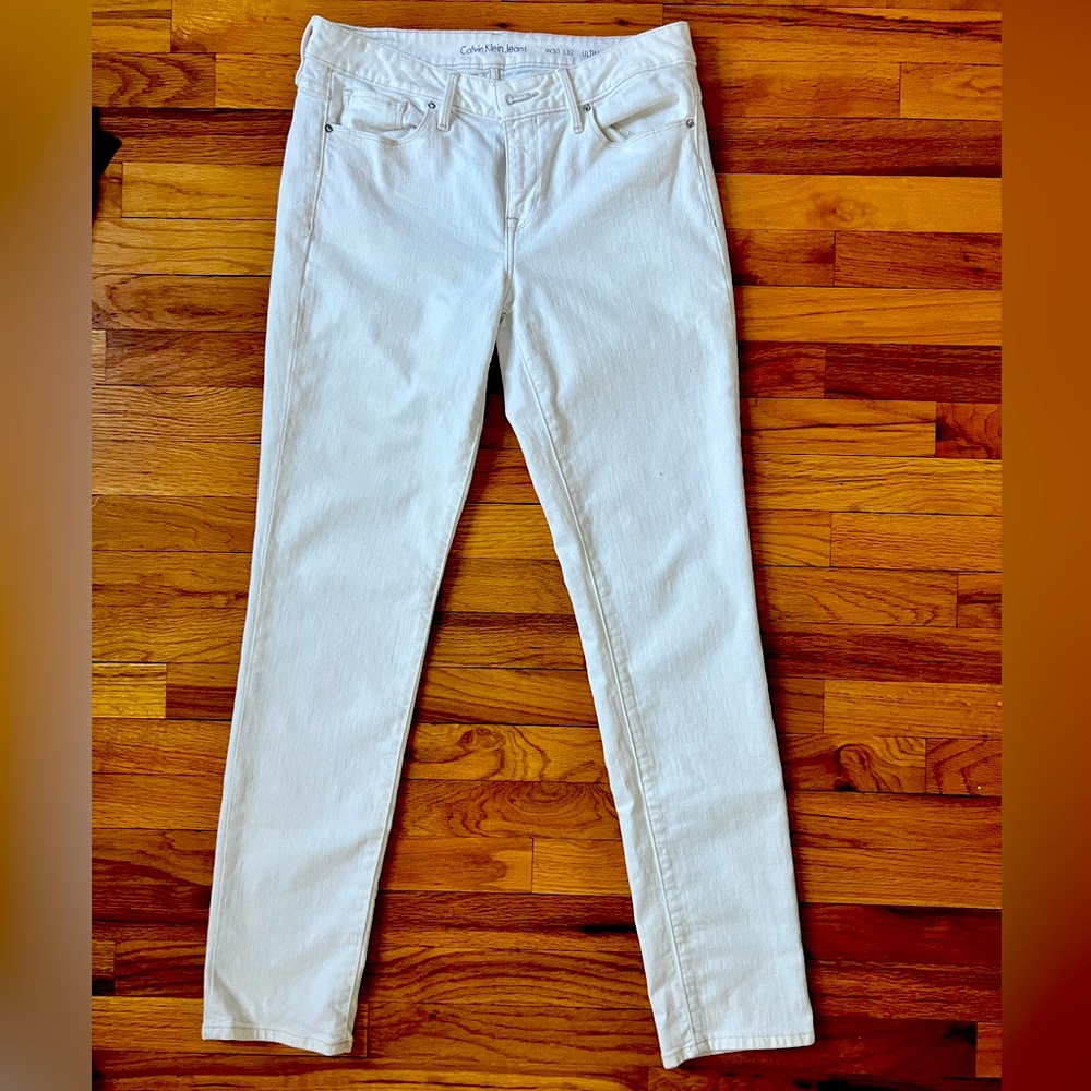 Calvin Klein Jeans / Ultimate Skinny/ White  W30 L32